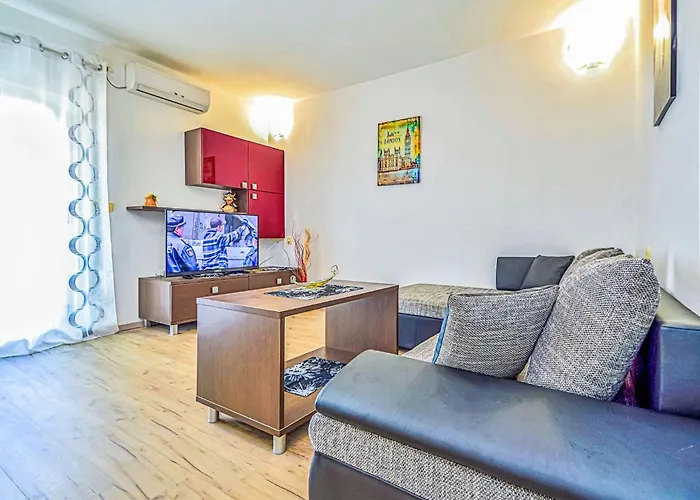 Apartment Antonia-1 By Interhome